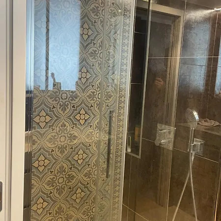 L Atypique D Edouard * Grenoble